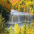 Tahquamenon Falls in October